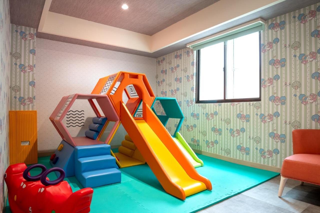 ザ ヤング ホテル 竹北市 エクステリア 写真